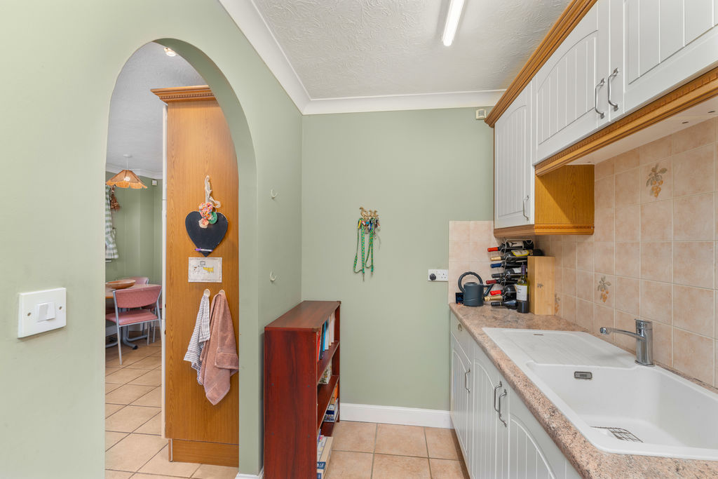 Astrop Gardens Kings Sutton